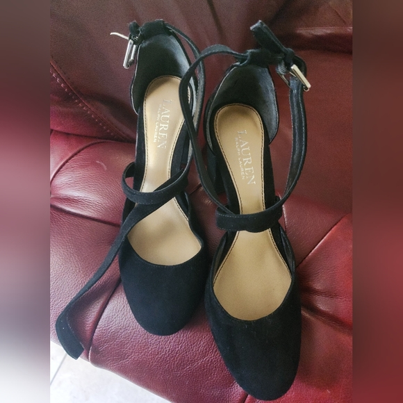 Ralph Lauren Double RL Shoes - Ralph Lauren RLL Velvet Heels 🖤✨️